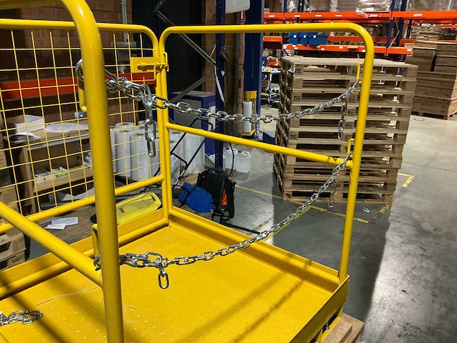 Vevor sta-platform voor vorkheftruck overige intern transport - afbeelding 11 van  11