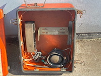 Vhf radio - afbeelding 2 van  2