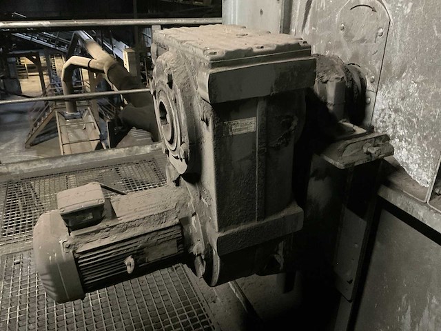 Vhv - polygoonzeef/zandregeneratiesysteem - afbeelding 3 van  33