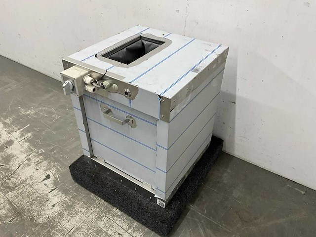 Vianen - afzuigmotor - afbeelding 1 van  10