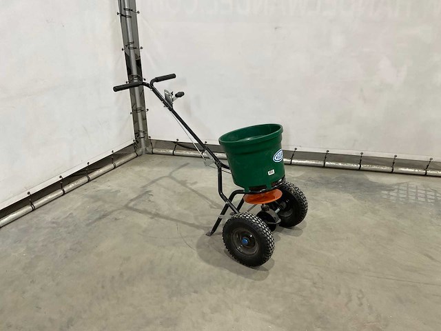 Viano - strooiwagen - afbeelding 2 van  7