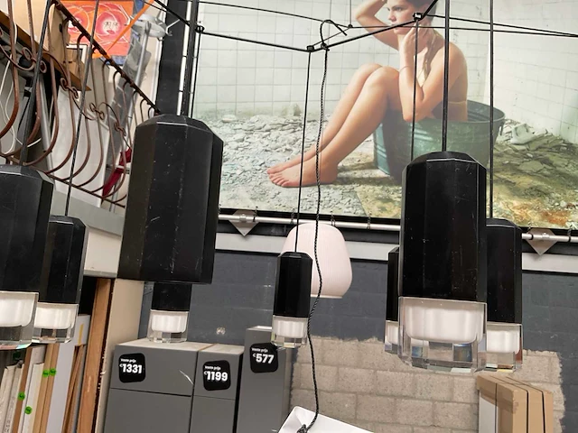 Vibia wireflow kroonluchter zwart - afbeelding 4 van  5