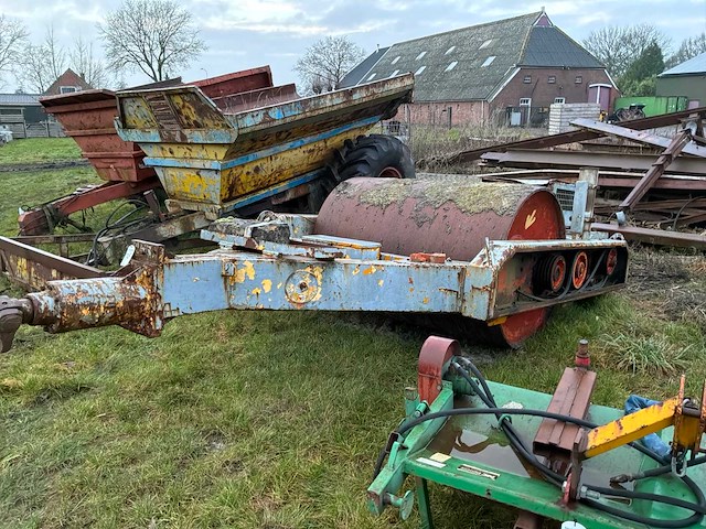 Vibrerende grondwals - afbeelding 1 van  8