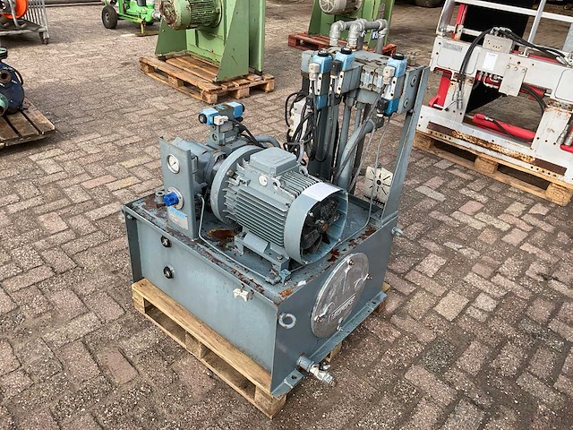 Vickers im-1385 hydraulisch aggregaat - afbeelding 2 van  9