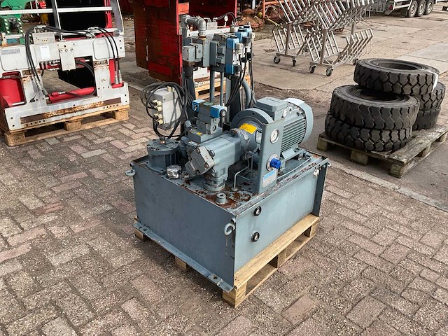 Vickers im-1385 hydraulisch aggregaat - afbeelding 3 van  9
