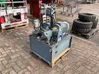 Vickers im-1385 hydraulisch aggregaat - afbeelding 3 van  9
