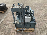 Vickers im-1385 hydraulisch aggregaat - afbeelding 4 van  9
