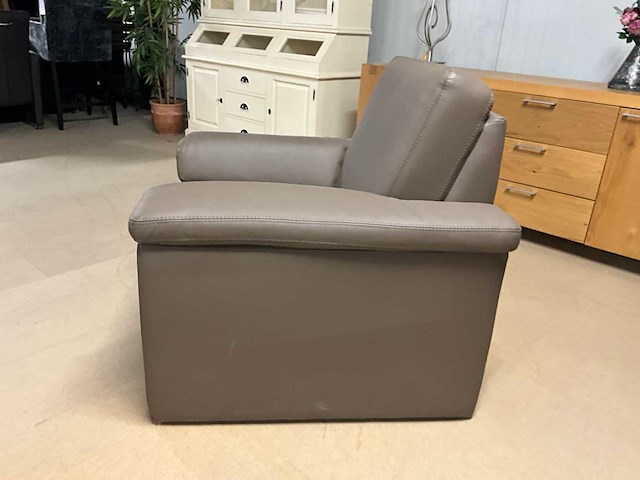 Vicky lederen fauteuil - afbeelding 4 van  14