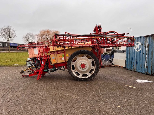 Vicon - 1992 - ls 2201 - veldspuit - afbeelding 1 van  15