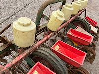 Vicon - 6-rijige precisiezaaimachine voor bieten - afbeelding 10 van  18