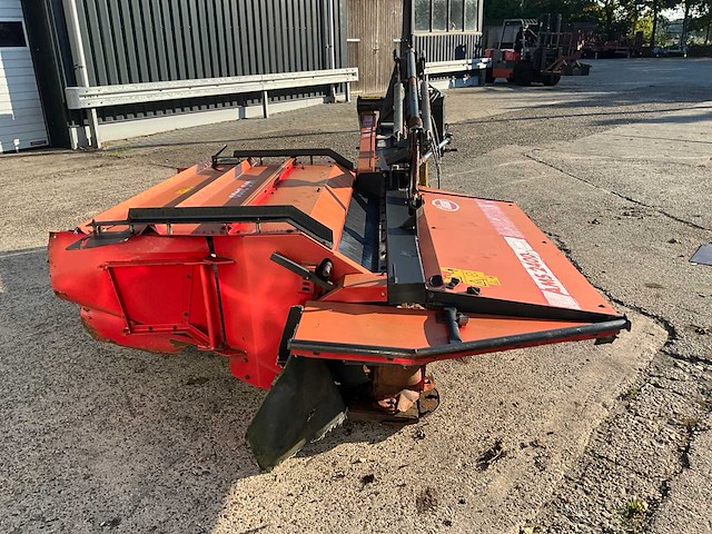 Vicon ams 2400 schijvenmaaier met kneuzer - afbeelding 10 van  13