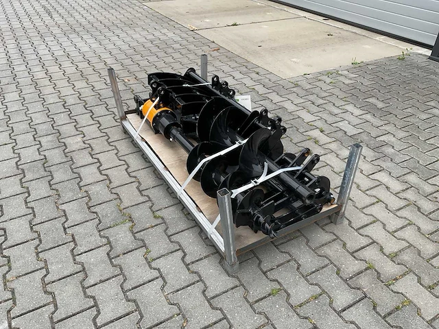 Vicsec qty8 graafbakken set voorladers en accessoires - afbeelding 15 van  15