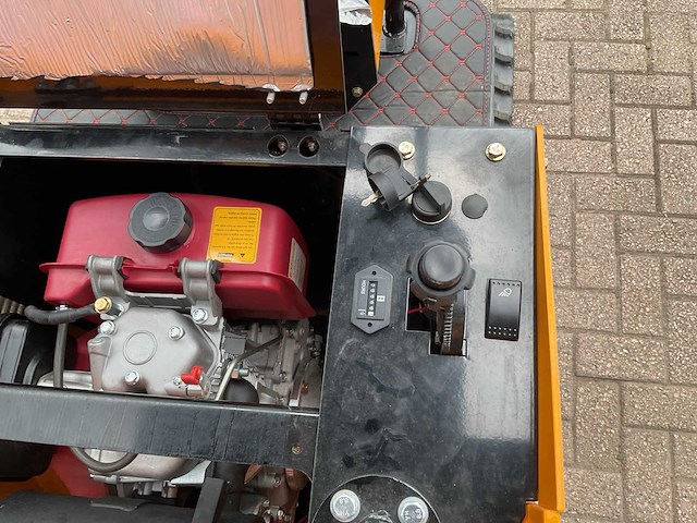 Vicsec vc13d geel minigraafmachine - afbeelding 11 van  18