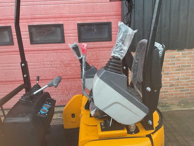 Vicsec vc15g geel minigraafmachine - afbeelding 11 van  22