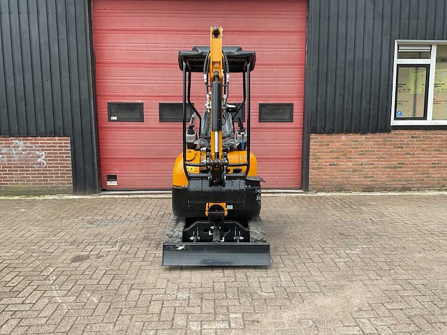 Vicsec vc20 by kubota minigraafmachine - afbeelding 19 van  21