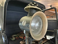 Victoria paarden koets - afbeelding 7 van  16