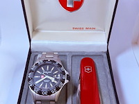 Victorinox automatisch herenhorloge - swiss army s.a.w. model - afbeelding 1 van  9