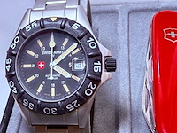 Victorinox automatisch herenhorloge - swiss army s.a.w. model - afbeelding 2 van  9