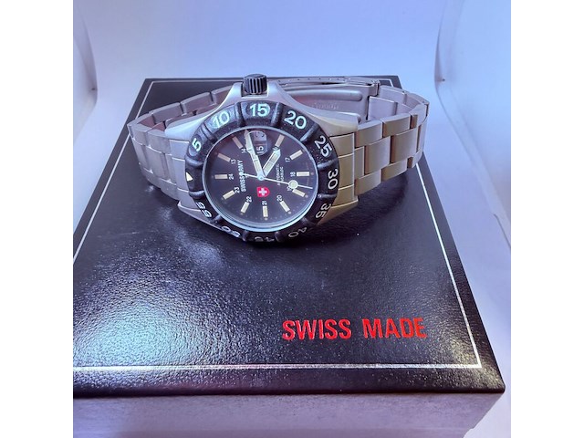 Victorinox automatisch herenhorloge - swiss army s.a.w. model - afbeelding 6 van  9