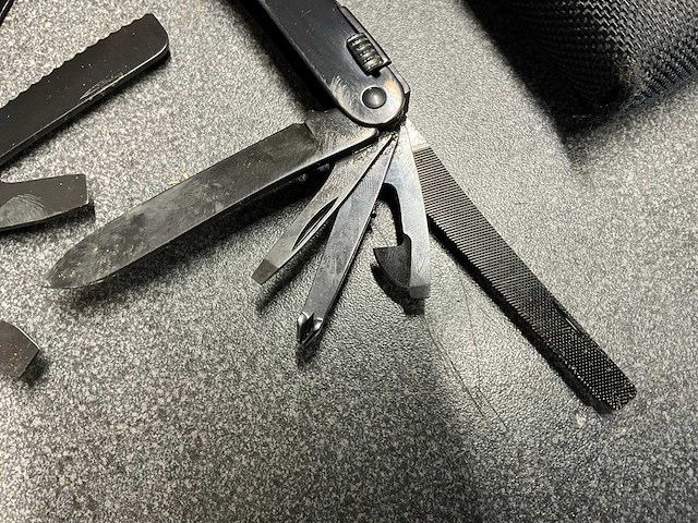 Victorinox bs black oxide leger multitool - afbeelding 3 van  6