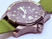 Victorinox swiss army 500m automatisch duikhorloge - afbeelding 8 van  12