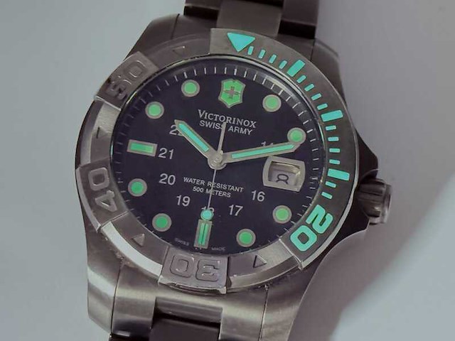 Victorinox swiss army dive master 500m duikhorloge - afbeelding 6 van  12