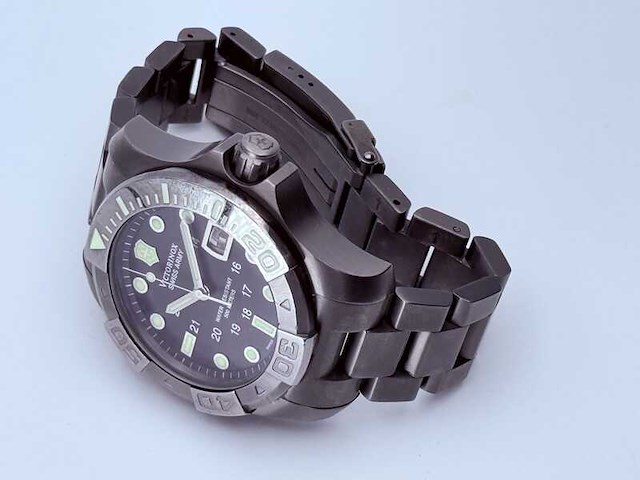 Victorinox swiss army dive master 500m duikhorloge - afbeelding 8 van  12