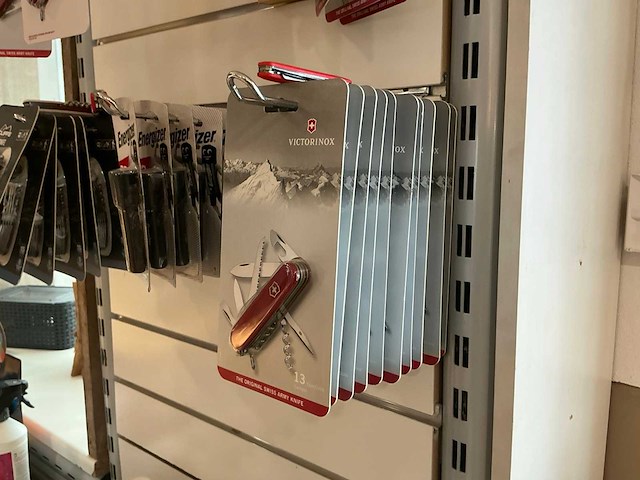 Victorinox / swiza / redcliffs zakmessen - afbeelding 6 van  12