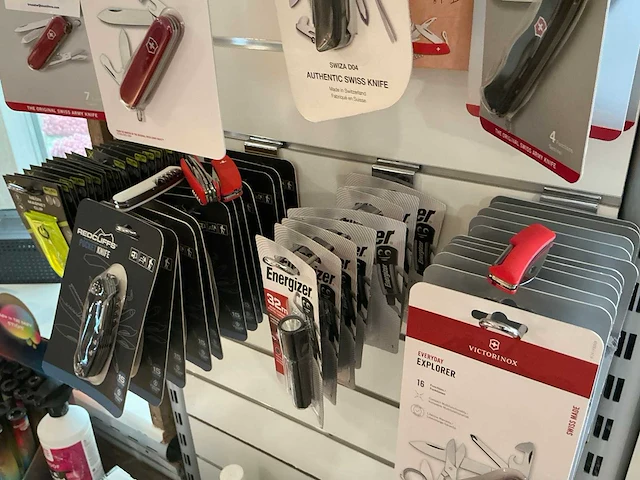 Victorinox / swiza / redcliffs zakmessen - afbeelding 2 van  12