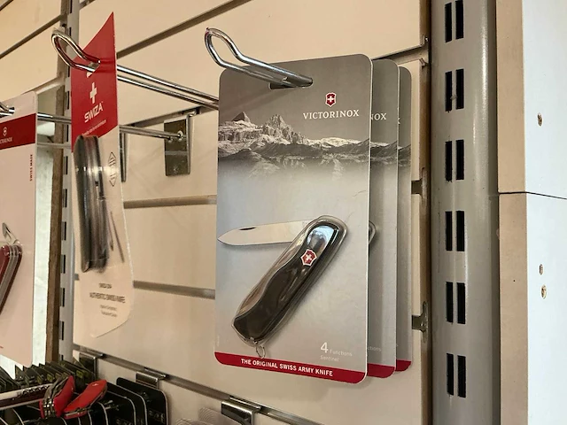 Victorinox / swiza / redcliffs zakmessen - afbeelding 7 van  12