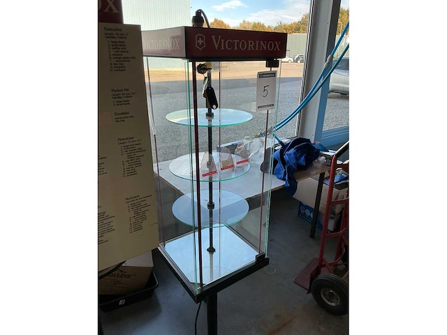 Victorinox winkeldisplay (2x) - afbeelding 3 van  4
