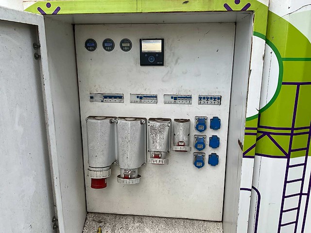 Victron-energie 10 ft greenbatterij 50-container - afbeelding 18 van  22