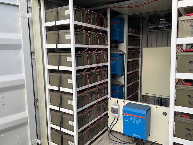 Victron-energie 10 ft greenbatterij 50-container - afbeelding 19 van  20