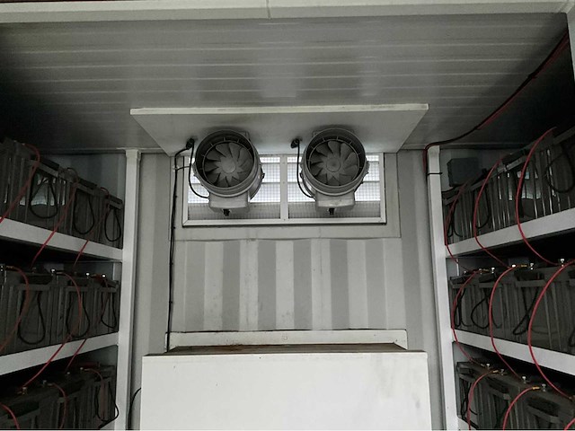 Victron-energie 10 ft greenbatterij 50-container - afbeelding 10 van  19