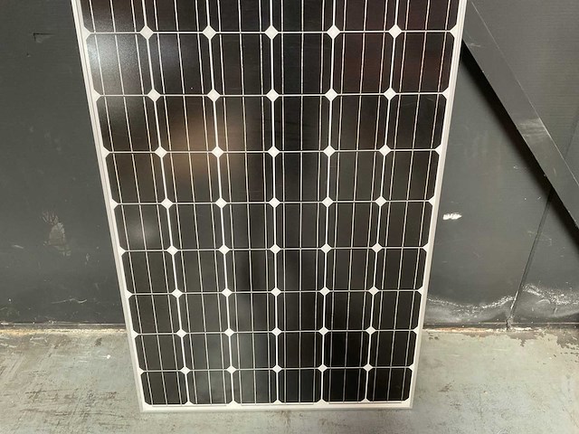 Victron energy - spm300-24/3a - zonnepanelen (2x) - afbeelding 3 van  8