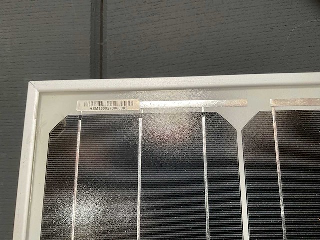 Victron energy - spm300-24/3a - zonnepanelen (2x) - afbeelding 5 van  8