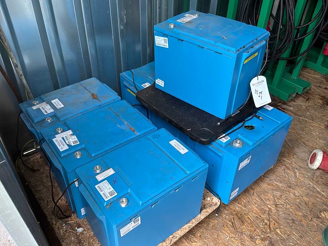 Victron energy lifepo4 lithium batterij (8x) - afbeelding 3 van  3