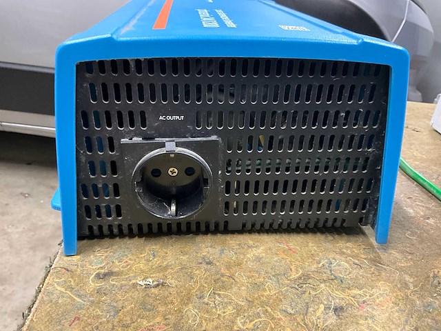 Victron phoenix 24 / 1200 omvormer - afbeelding 4 van  5