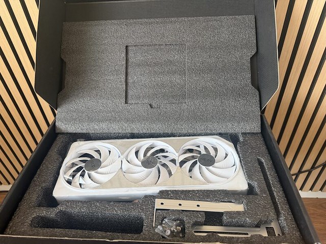 Videokaart, gigabyte, aero oc geforce rtx 4090 5 - afbeelding 3 van  7