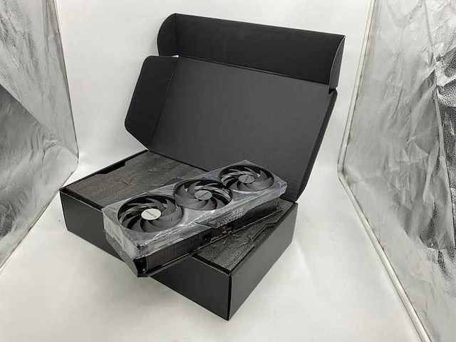 Videokaart, gigabyte, geforce rtx 4090 - afbeelding 7 van  17