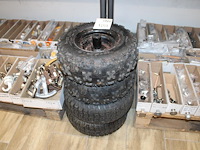 Vier bolderkarwielen in 2 maten w.o. 13x5.00-6. - afbeelding 1 van  2