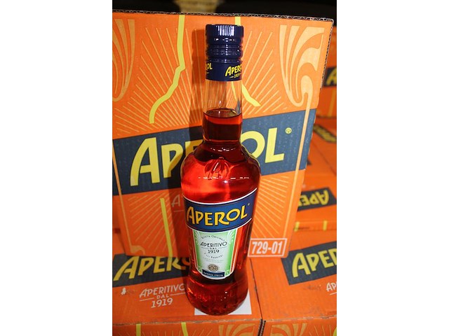 Vier dozen aperol. 24 flessen. - afbeelding 1 van  2