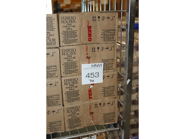 Vier dozen ferrero rocher. 32x 8 stuks. - afbeelding 4 van  4