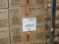 Vier dozen ferrero rocher. 32x 8 stuks. - afbeelding 4 van  4