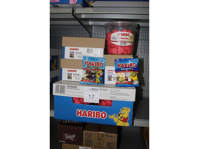 Vier dozen haribo w.o. kindermix, starmix en schuimaardbeien. tht 06-08-2026. - afbeelding 2 van  2