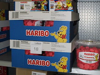 Vier dozen haribo w.o. kindermix, starmix en schuimaardbeien. tht 06-08-2026. - afbeelding 2 van  2