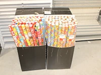 Vier dozen met sinterklaaspapier