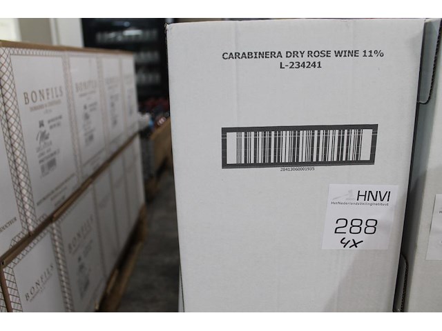Vier dozen rosé wijn carabinera. 24 flessen. - afbeelding 1 van  3