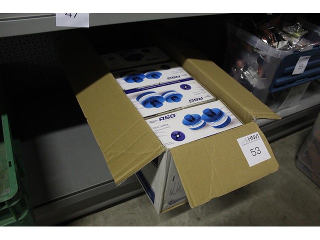 Vier dozen rsg safety filters. 400 filters per doos - afbeelding 2 van  2
