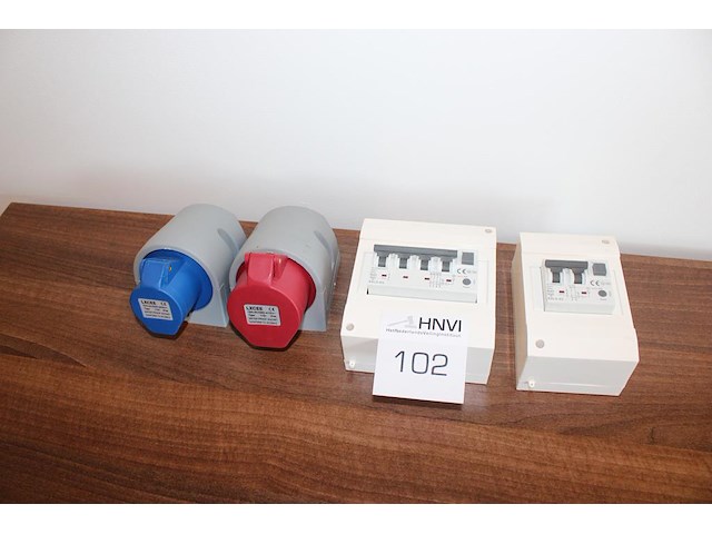 Vier elektroproducten w.o. 2x cee wcd. - afbeelding 1 van  2